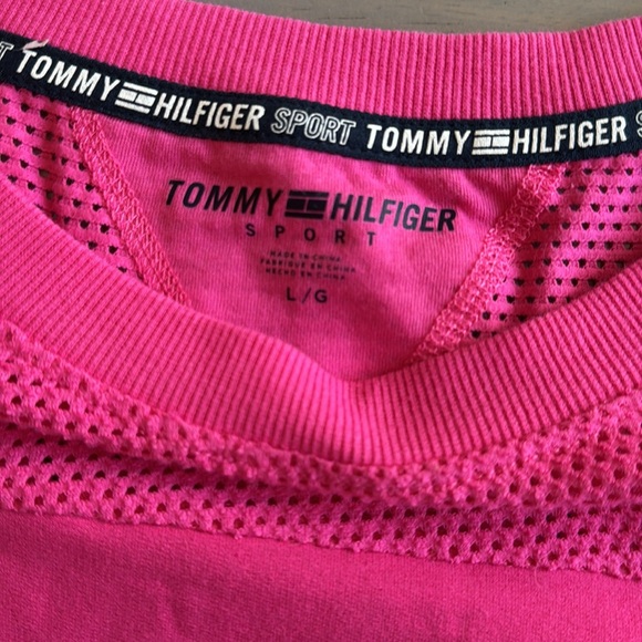 Tommy Hilfiger short sleeved tee - Soze Large NWT - Picture 7 of 12